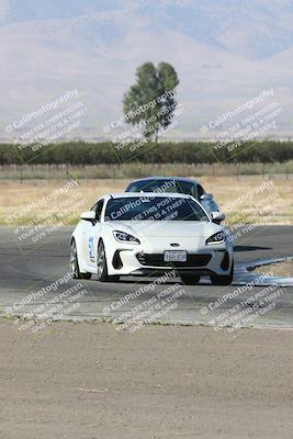 media/Sep-15-2024-Speed Ventures (Sun) [[7a54f7ed2f]]/Yellow Group/Session 1 (Outside Grapevine)/